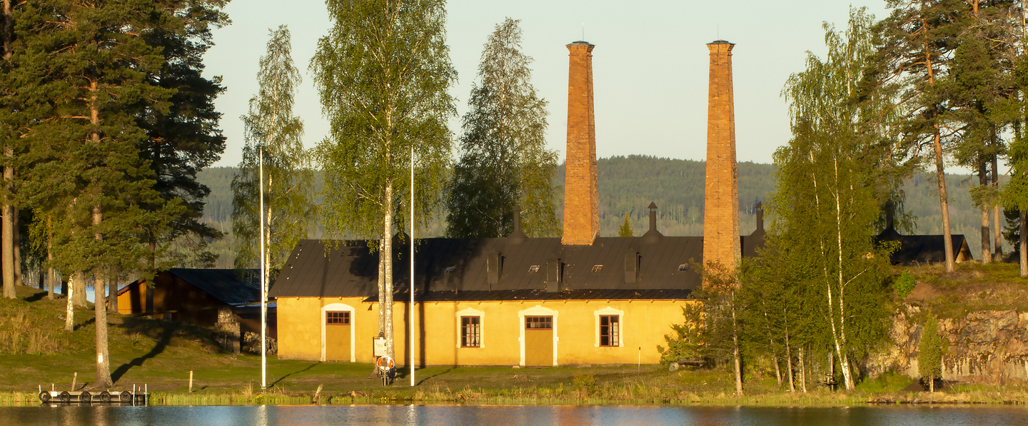 Bild på Oljefabriken på Oljeön i Ängelsberg